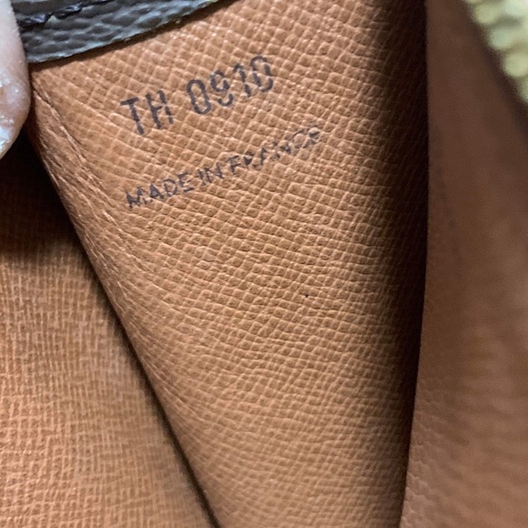 LOUIS VUITTON DOCUMENT CLUTCH IN MONOGRAM TH0910 FINAL SALE - Picture 11 of 12